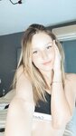 Petite Bella, 18 Years Old From OnlyFans