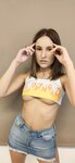 Petite Bella, 18 Years Old From OnlyFans