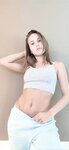 Petite Bella, 18 Years Old From OnlyFans