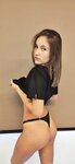 Petite Bella, 18 Years Old From OnlyFans