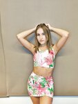 Petite Bella, 18 Years Old From OnlyFans