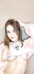 Petite Bella, 18 Years Old From OnlyFans