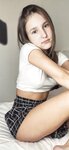Petite Bella, 18 Years Old From OnlyFans