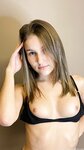 Petite Bella, 18 Years Old From OnlyFans
