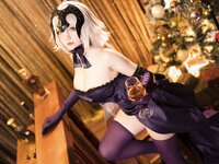 [COSPLAY] 星之迟迟 圣诞节 黑贞