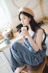 [COSPLAY] 年年 - 背带裤 [32P-201.67MB]