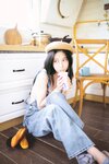 [COSPLAY] 年年 - 背带裤 [32P-201.67MB]