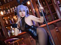 [COSPLAY] 虎森森 新泽西 花园兔女郎
