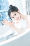 [COSPLAY] 年年 - 爱心泡泡 [31P-3.5MB]