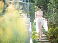 [COSPLAY] 年年 - 神明之女 [40P-232.49MB]