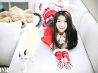 【JVID】肉包-邻家少女来送圣诞礼物[1V131P]