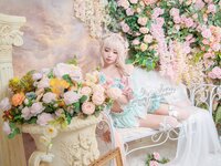 [COSPLAY] 咬一口兔娘 豌豆公主的秘密花房