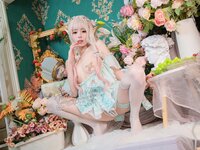 [COSPLAY] 咬一口兔娘 豌豆公主的秘密花房