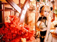 [COSPLAY] 七七娜娜子 金莲
