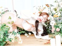 [Paranhosu] Sia_S22 - 2022 Photo Book Vol.4 Meow Meow Punch