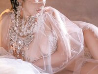 [COSPLAY] 云溪溪 奶桃 冰洲石