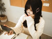 [COSPLAY] rioko凉凉子 - 青梅竹马是痴女这件事 [94P5V-1.00GB]