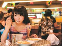 [Photobook] 秋元真夏ファースト写真集 真夏の気圧配置(2017.02.28)