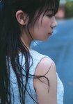 [Photobook] 秋元真夏ファースト写真集 真夏の気圧配置(2017.02.28)