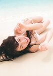 [Photobook] 秋元真夏ファースト写真集 真夏の気圧配置(2017.02.28)