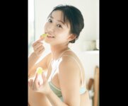 ＦＲＩＤＡＹデジタル写真集 2023.01.26 志田音々　圧倒的ＰＵＲＥ　ＧＩＲＬ  incomplete