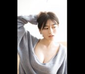 [Photobook] 2021.01.29 桜田茉央「完璧Ｆカップ！」　ＦＲＩＤＡＹデジタル写真集