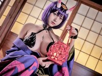 [COSPLAY] 洛丽塔大哥 酒吞童子
