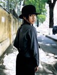 [Photobook] Satomi Ishihara 石原さとみ - Tayutai たゆたい(20051210)
