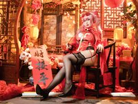 [COSPLAY] 七七娜娜子 布莱默顿新春旗袍