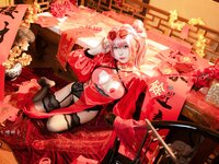 [COSPLAY] 七七娜娜子 布莱默顿新春旗袍