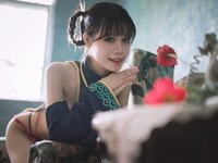 [COSPLAY] 千反田鹿子 小僵尸