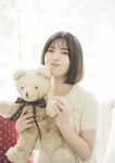 [Photobook] 新井椎夏 うれしいな(2023.01.16)