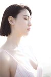 [Photobook] 三吉彩花 空をこえて