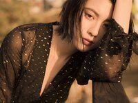 [Photobook] 三吉彩花 空をこえて