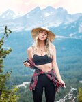 OnlyFans saraunderwood Photo Leak
