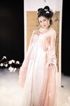 [COSPLAY] 2023.02 桃暖酱 – – 霓裳入梦[60P564M]