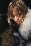 [Weekly Playboy Magazine] 2009 No.06 山崎真実【SILKY】+土屋アンナ,篠崎愛,鎌田奈津美,吉川さおり,ほしのみゆ[45P]
