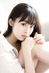 ヤンマガWeb 2020.11.18 井本彩花、グラから見るか？エモから見るか？【有料分グラ】 P.01-16