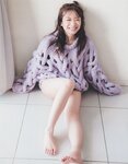 [Photobook] 2023.02.21 秋元真夏 卒業記念写真集『振り返れば、乃木坂』