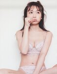 [Photobook] 2023.02.21 秋元真夏 卒業記念写真集『振り返れば、乃木坂』