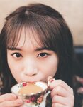 [Photobook] 2023.02.21 秋元真夏 卒業記念写真集『振り返れば、乃木坂』