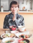 [Photobook] 2023.02.21 秋元真夏 卒業記念写真集『振り返れば、乃木坂』