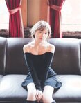 [Photobook] 2023.02.21 秋元真夏 卒業記念写真集『振り返れば、乃木坂』