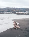 [Photobook] 2023.02.21 秋元真夏 卒業記念写真集『振り返れば、乃木坂』