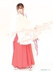 三上悠亞 写真集『 SUPER POSE BOOK NUDE 新妻編 』[162P]