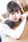 ヤンマガWeb 2020.11.18 井本彩花、グラから見るか？エモから見るか？【有料分グラ】 P.01-10