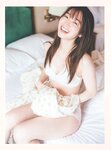 [Photobook] Rena Moriya 守屋麗奈 - 1st Photobook Egao no Guu, Choki, Paa 笑顔のグー、チョキ、パー (2022-08-23)