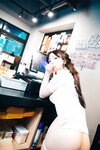 [Loozy] Son Ye-Eun (손예은) - Ticket Girl