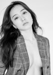 高田里穂写真集「完成された未完成　アナザーエディション」 週プレ PHOTO BOOK(2022.10.31)