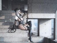 [COSPLAY] 云溪溪 奶桃 2B警服